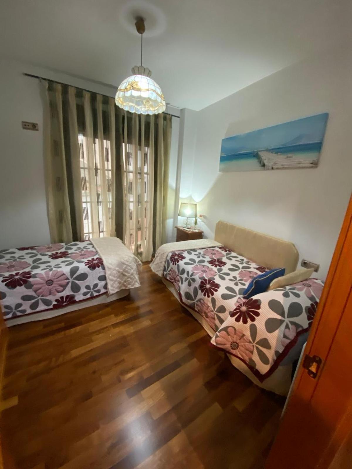 Le New Village Casabermeja Exteriör bild